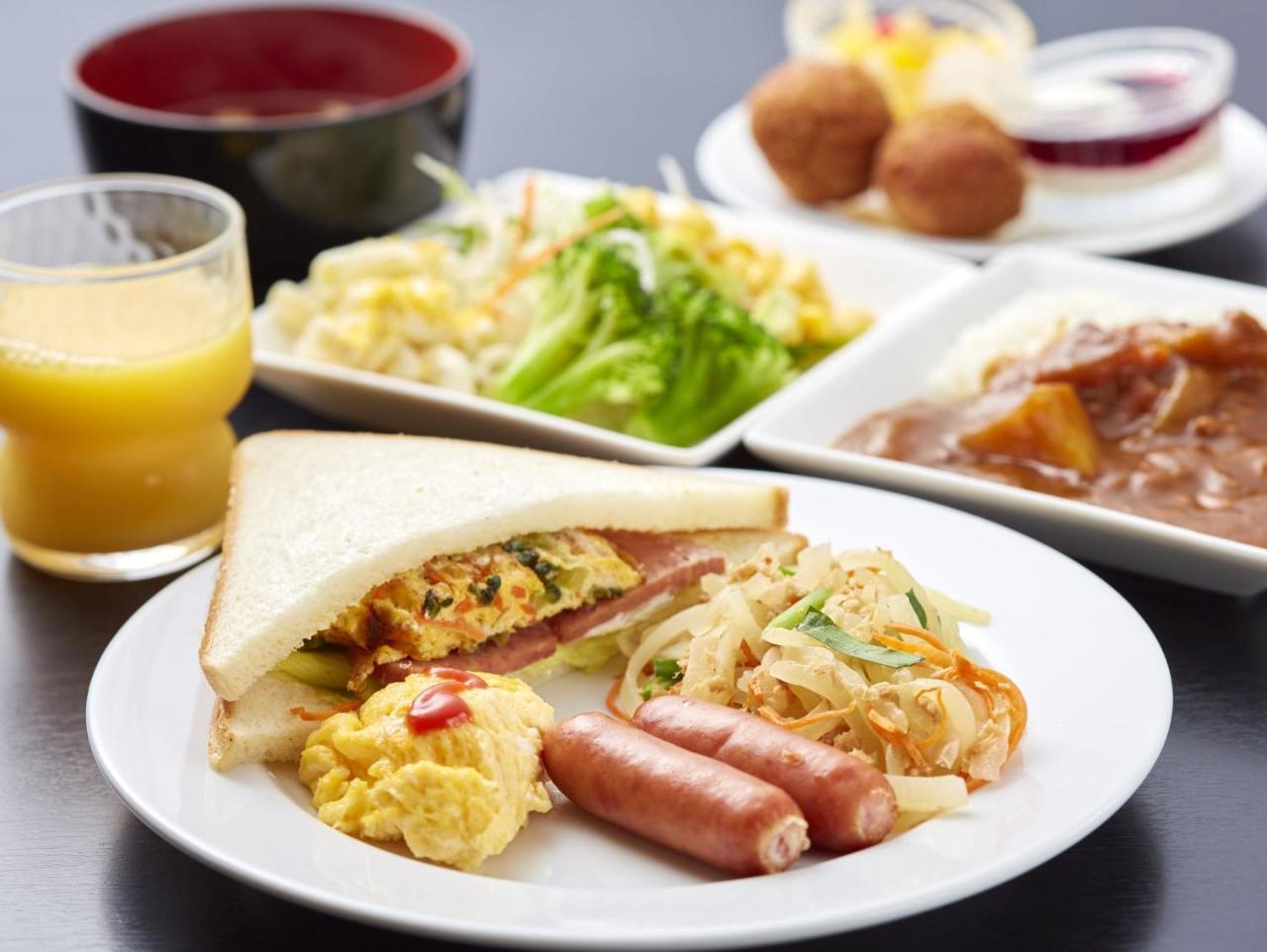 Roco Inn Matsuyama Naha Dış mekan fotoğraf